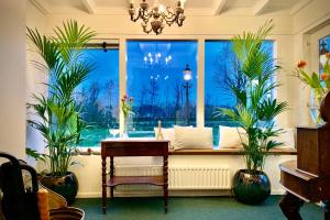 Gallery image of De Dames Van De Jonge Hotel Restaurant in Giethoorn