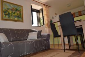 Posedenie v ubytovaní Apartment Bakarić