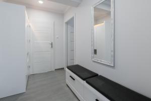 Fotografia z galérie ubytovania Silver-White Apartment v destinácii Giżycko