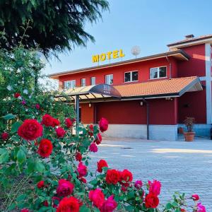 Hoone, kus hotell asub