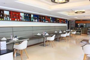 Salon ili bar u objektu Zone By The Park , Bani Park Jaipur