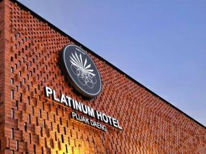 Certifikát, hodnocení, plakát nebo jiný dokument vystavený v ubytování Platinum hotel
