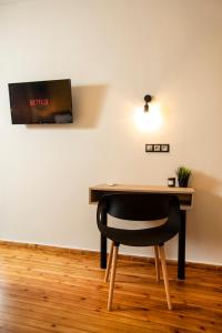 A television and/or entertainment centre at Thess Quality Urban Living