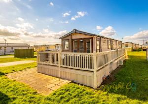 Galería fotográfica de Sea 'n' Stars Platinum Plus Holiday home with Views, Free Wifi and Netflix en Camber