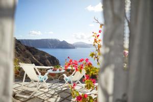 イアにあるラヴァ イアスのギャラリーの写真