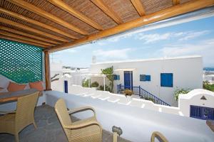 Balkón alebo terasa v ubytovaní Hibiscus Rosa Mykonos