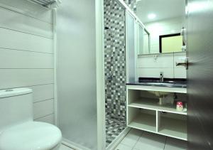 Ένα μπάνιο στο Happy Guesthouse