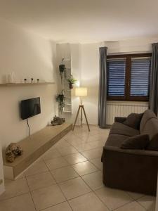 A television and/or entertainment centre at Casa Vacanza Oliveto