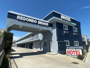 ガーデナにあるRedondo Beach Motel - LAXの青い建物