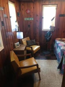 Et sittehjørne på Cabin #5 - Times Square cabin