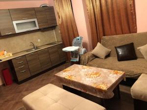 A seating area at Anfid Apartments