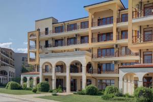 Foto dalla galleria di Apartments at Lighthouse Golf by Parnas Estate a Balchik