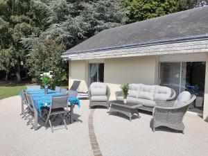 Gallery image of Gadeyne Nathalie Le chalet de Malvoue in Vimoutiers