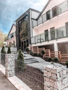 Budova, v ktorej sa apartmánový hotel nachádza