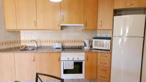 Kuchnia lub aneks kuchenny w obiekcie Apartamentos Sotavento - Playa La Tejita - El Médano