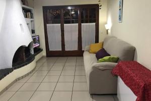 Casita blanca con wifi y piscina cominutaria, Tossa de Mar ...