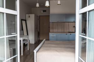 Kuchyň nebo kuchyňský kout v ubytování Apartamenty w Świnoujściu