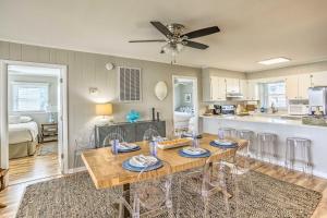 Gallery image of Waterfront Home with Decks, Privacy and Boat Slip in Holden Beach