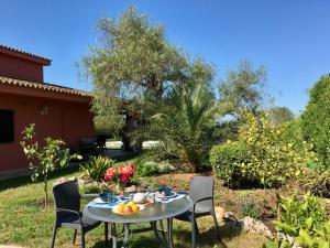 Vonkajšia záhrada v ubytovaní Villa Kentia Mallorca, charming and stylish country house close to Palma