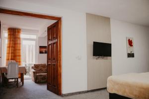 Μια τηλεόραση ή/και κέντρο ψυχαγωγίας στο Hotel Villa Matic