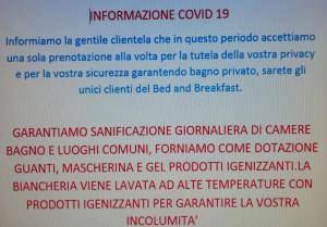 ein Zeichen, das Informomino clonal die inysso poroscopus liest in der Unterkunft B&B San Valerio in Occimiano