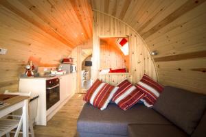 A kitchen or kitchenette at Suil na Mara 