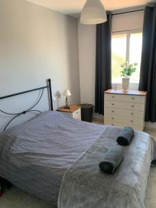 Vacation Home Casa Feliz, Los Amarguillos, Spain - Booking.com