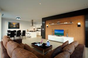 A kitchen or kitchenette at Kata Sea View Villas