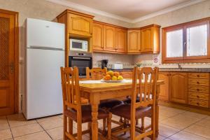 Kuchnia lub aneks kuchenny w obiekcie Finca SON PERIS by Mallorca Villa Selection