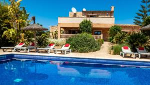 Basen w obiekcie Finca SON PERIS by Mallorca Villa Selection lub w pobliżu