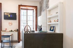 A television and/or entertainment centre at New Gallery