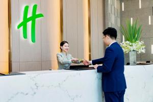 入住长沙大王山假日酒店的客人