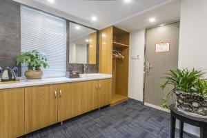 Fotografie z fotogalerie ubytování 万家灯火酒店苏州观前街平江路店 v destinaci Yangjiaqiao + 37 fotografií