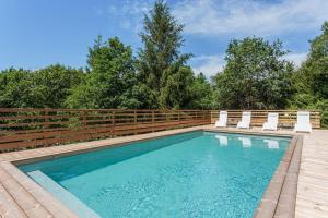 Gallery image of LANDAGAINA Villa with heated pool and garden Guethary close to Biarritz in Guéthary