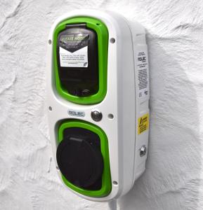 a electronic device with a green and white handle at Witchingham B&B in Holyhead