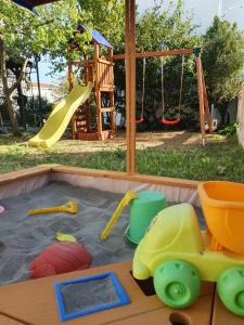 Galeriebild der Unterkunft Sunset Apartment in Pakoštane in Pakoštane + 6 Fotos