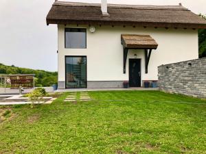 Budova, kde se vila nachází