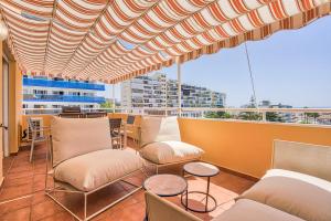 Część wypoczynkowa w obiekcie Sur Suites Torremolinos