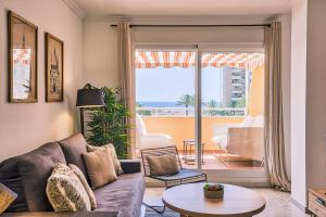 Część wypoczynkowa w obiekcie Sur Suites Torremolinos