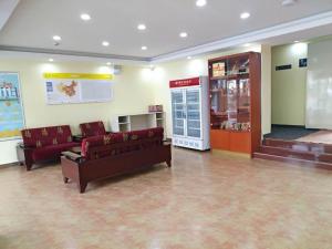 Posezení v ubytování 7Days Inn Changzhi Qinxian Branch + 7 fotografií