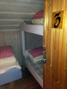 Postel nebo postele na pokoji v ubytování Mora Life, Åmåsängsgården