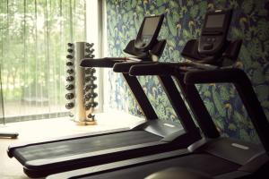 Fitness centrum a/nebo fitness zařízení v ubytování Van der Valk Hotel Antwerpen