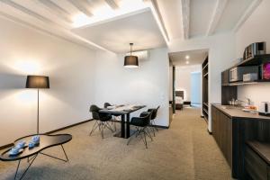 Kuchyň nebo kuchyňský kout v ubytování Hotel Spitzerberg by b-smart