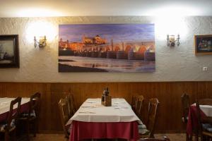 Restaurace v ubytování Hostal Casa Jose