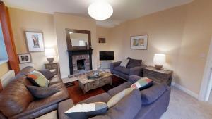 Lantern View House - In the Peak District with stunning views