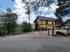 Budova, v ktorej sa ubytovanie bed & breakfast nachádza