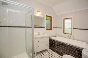 Bagno di Oak Tree Lodge