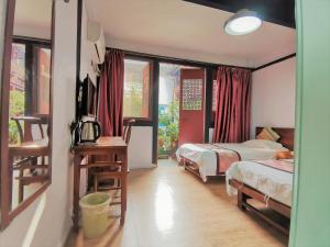 Gallery image of Shaoxing Laotaimen Luxun Native Place Youth Hostel in Shaoxing