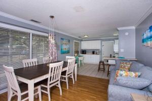 Gallery image of Elliott Point Vacation Home in Fort Walton Beach