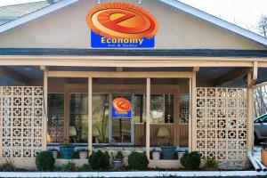 Economy Inn & Suites